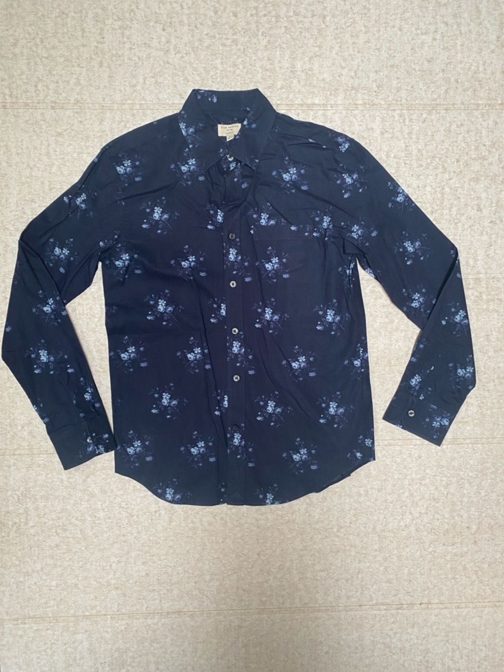 Club Monaco Men’s Navy Floral Long-Sleeve Button-Down Shirt, Extra Small